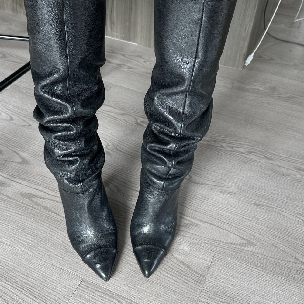 CHANEL high boots